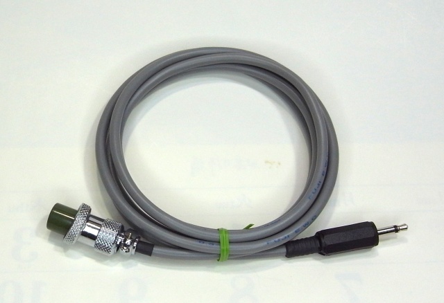 �i�[�X�R�[���p�ϊ��P�[�u��